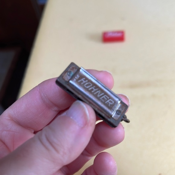 🎶✨ Vintage Mini NO. 39 Little Lady HOHNER HARMONICA 1 1/2" In Red Box✨🎶 - Picture 2 of 12